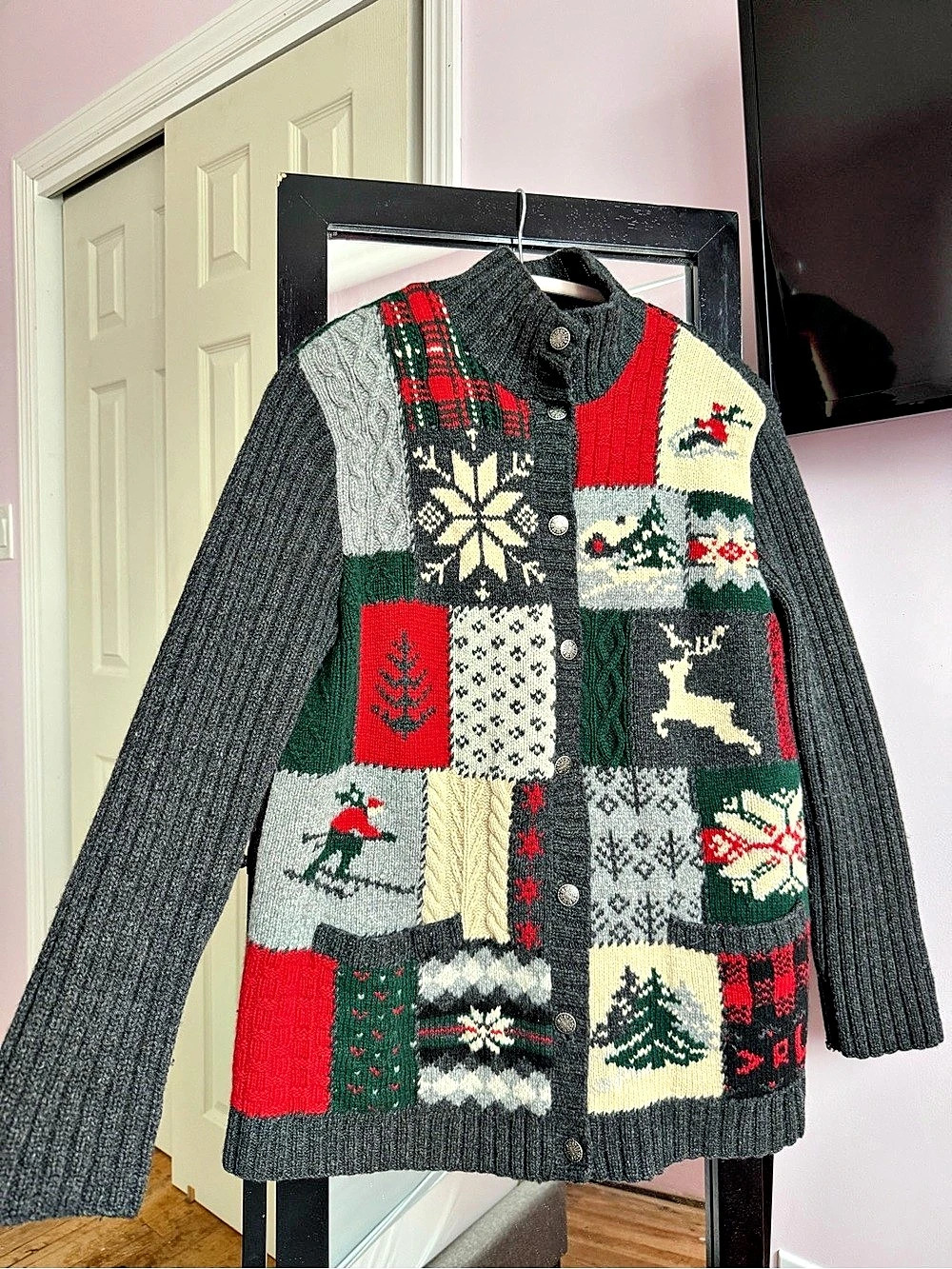 Vintage Lauren Ralph Lauren Women's wool Patchwork Cardigan in Gray & Red